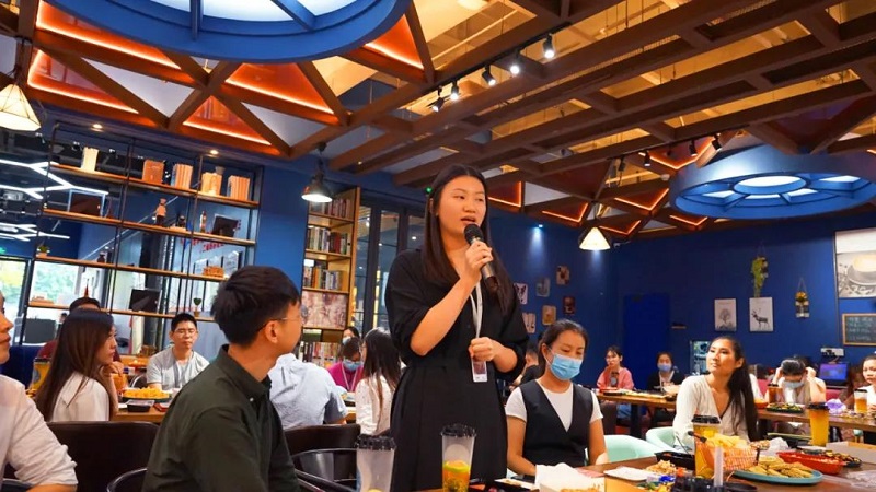 榜樣的力量丨云里物里9月份優(yōu)秀員工&優(yōu)秀新人表彰大會(huì)圓滿結(jié)束